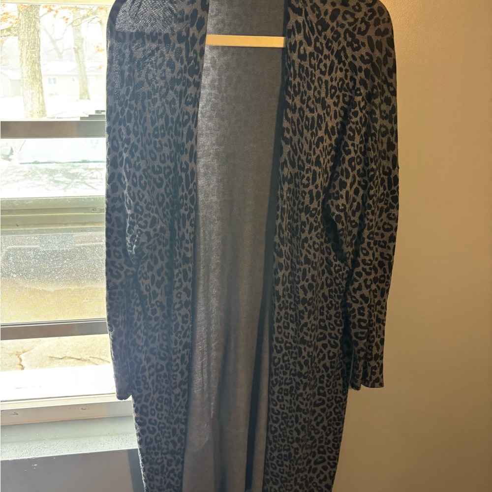 Terra & Sky Long Leopard Print Open Cardigan - Black & Gray